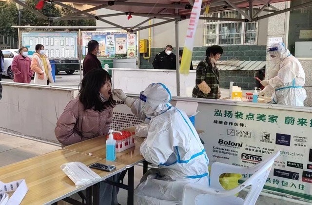 運城安國醫院志愿者在行動！致敬每一位心中有光的人