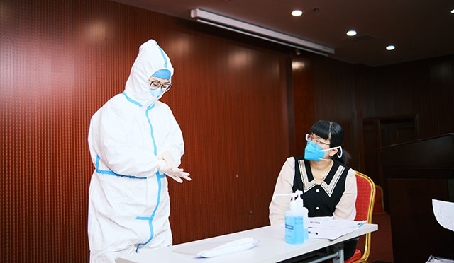 鹽湖區民營醫療機構核酸采樣應急人員培訓在安國醫院舉辦