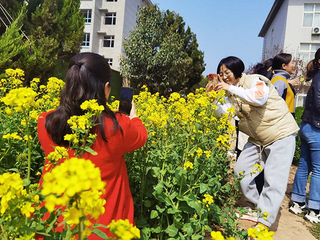 運(yùn)城安國醫(yī)院“我愛我院”手機(jī)拍花攝影比賽啟動(dòng)
